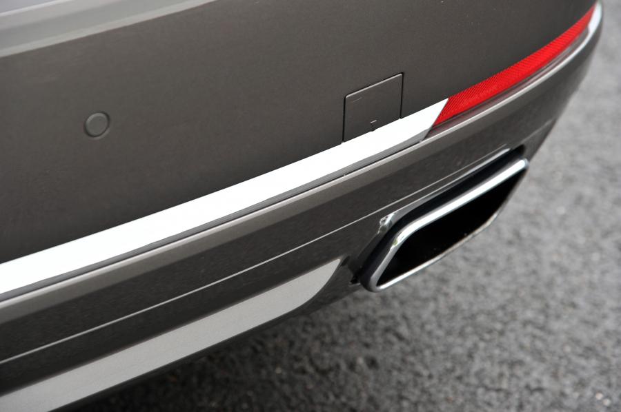  BMW 750iL 2013 года  (фото 42 из 96)